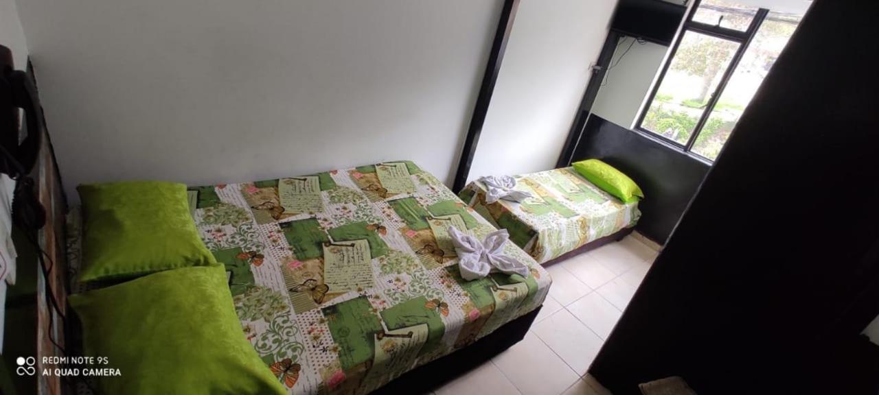 El Amanercer Parque Del Agua Residencia Muy Central Hotel มานิซาเลส ภายนอก รูปภาพ