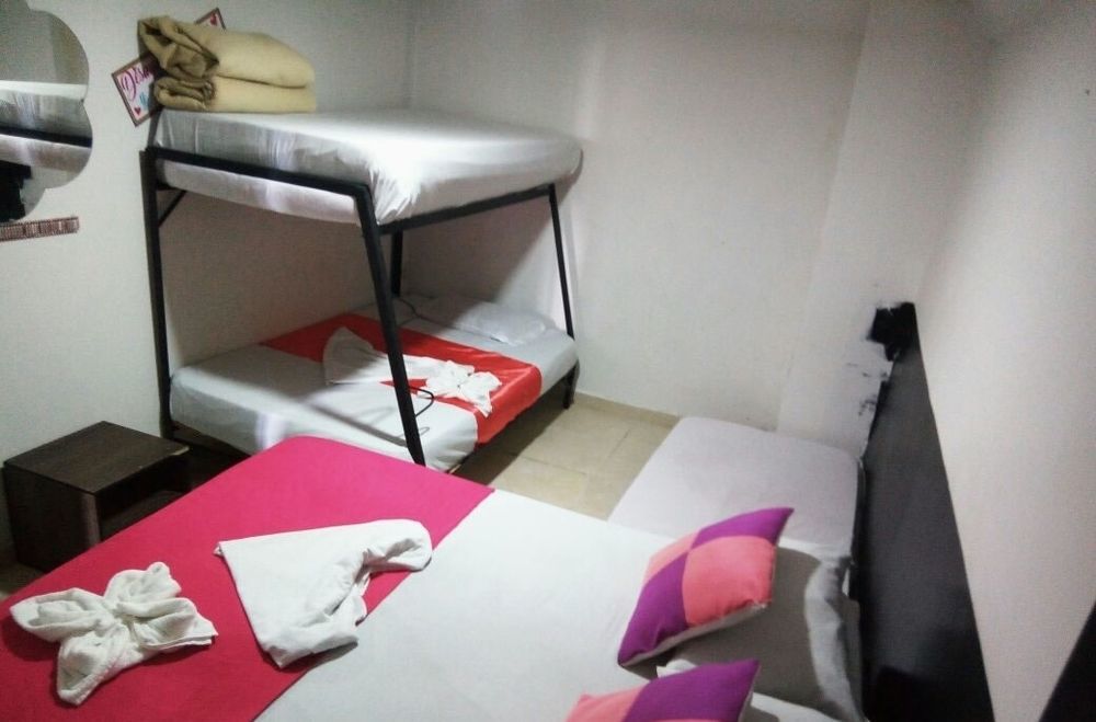 El Amanercer Parque Del Agua Residencia Muy Central Hotel มานิซาเลส ภายนอก รูปภาพ